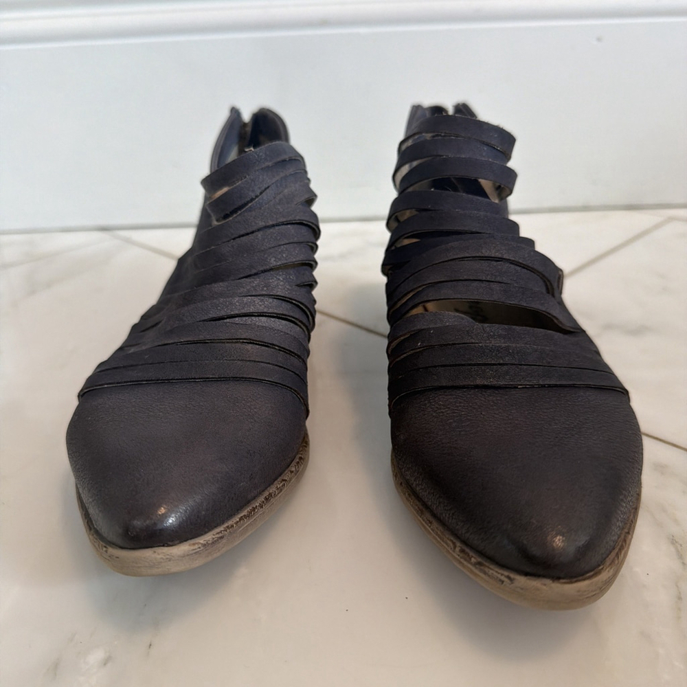 Free People euro 37 Boots Lost Valley Leather Strappy Ankle Bootie Blue Gray - Picture 3 of 10